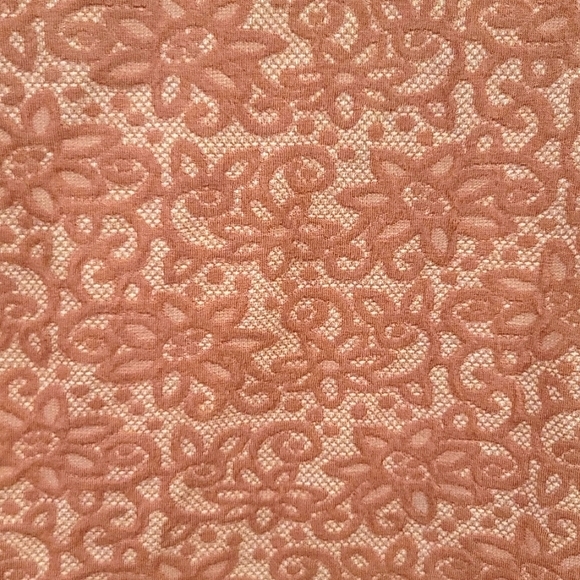 BKE Willow & Root Floral Jacquard Mock Neck Top - Picture 8 of 9